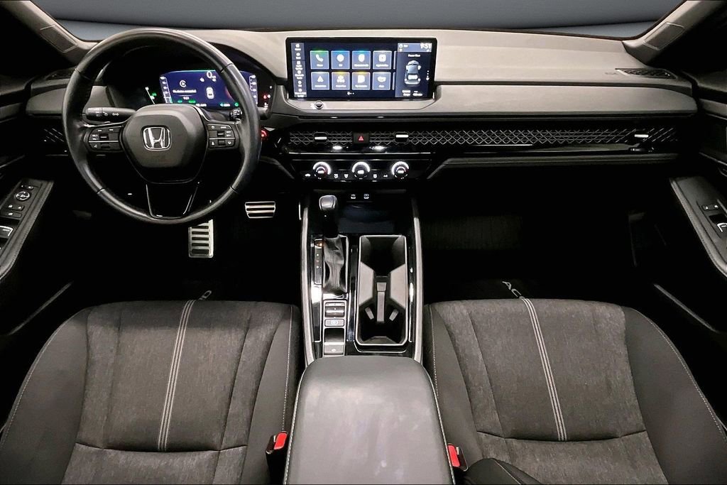 Used 2024 Honda Accord Sport image 7