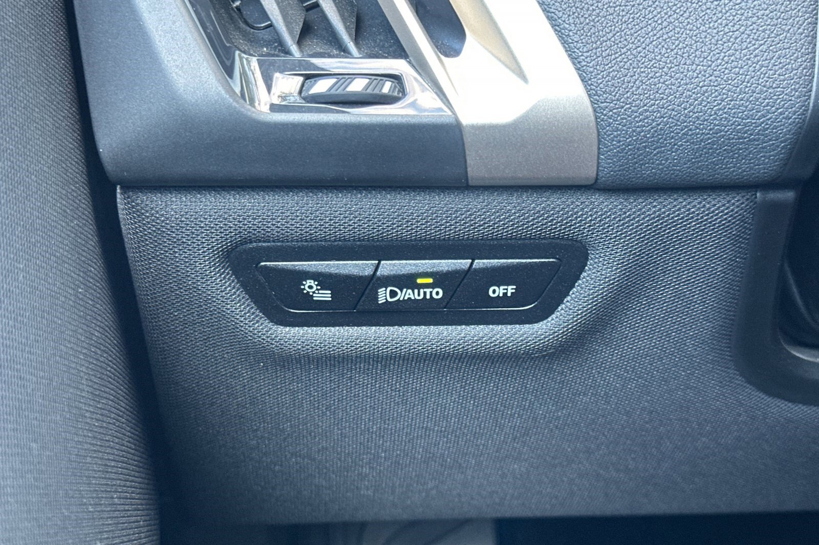 Certified 2023 BMW iX xDrive50 w/ Sport Package image 35