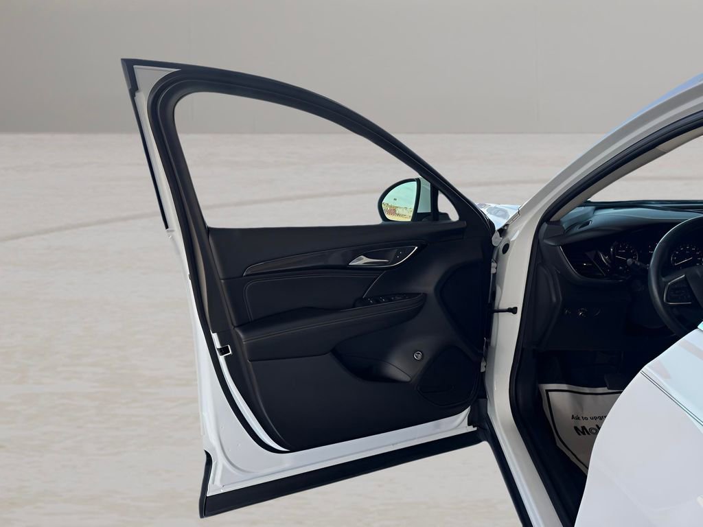 Used 2022 Buick Envision Preferred image 11