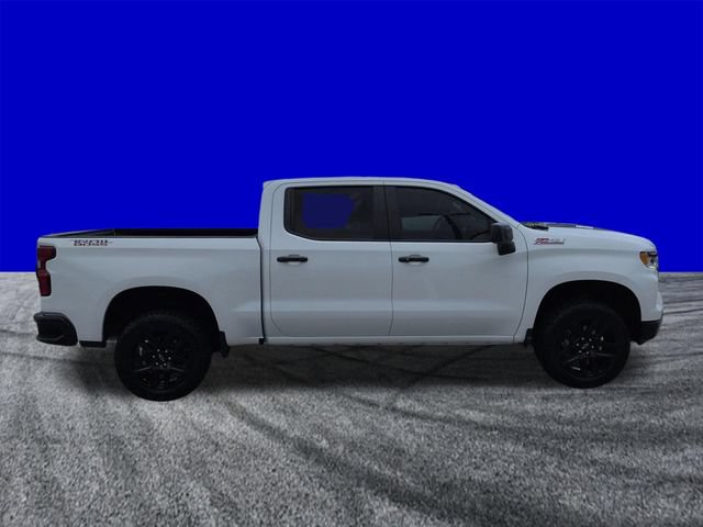 Used 2024 Chevrolet Silverado 1500 LT Trail Boss w/ Convenience Package II AWD/4WD image 3