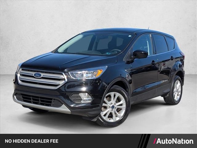 Used 2019 Ford Escape SE FWD image 1