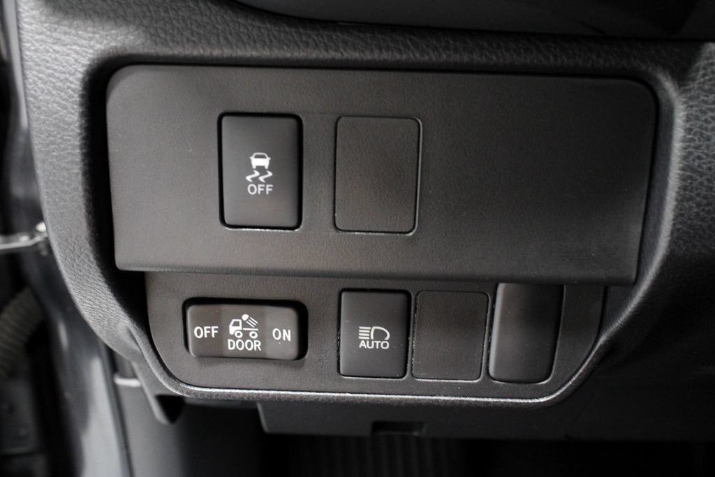 Used 2023 Toyota Tacoma SR AWD/4WD image 27