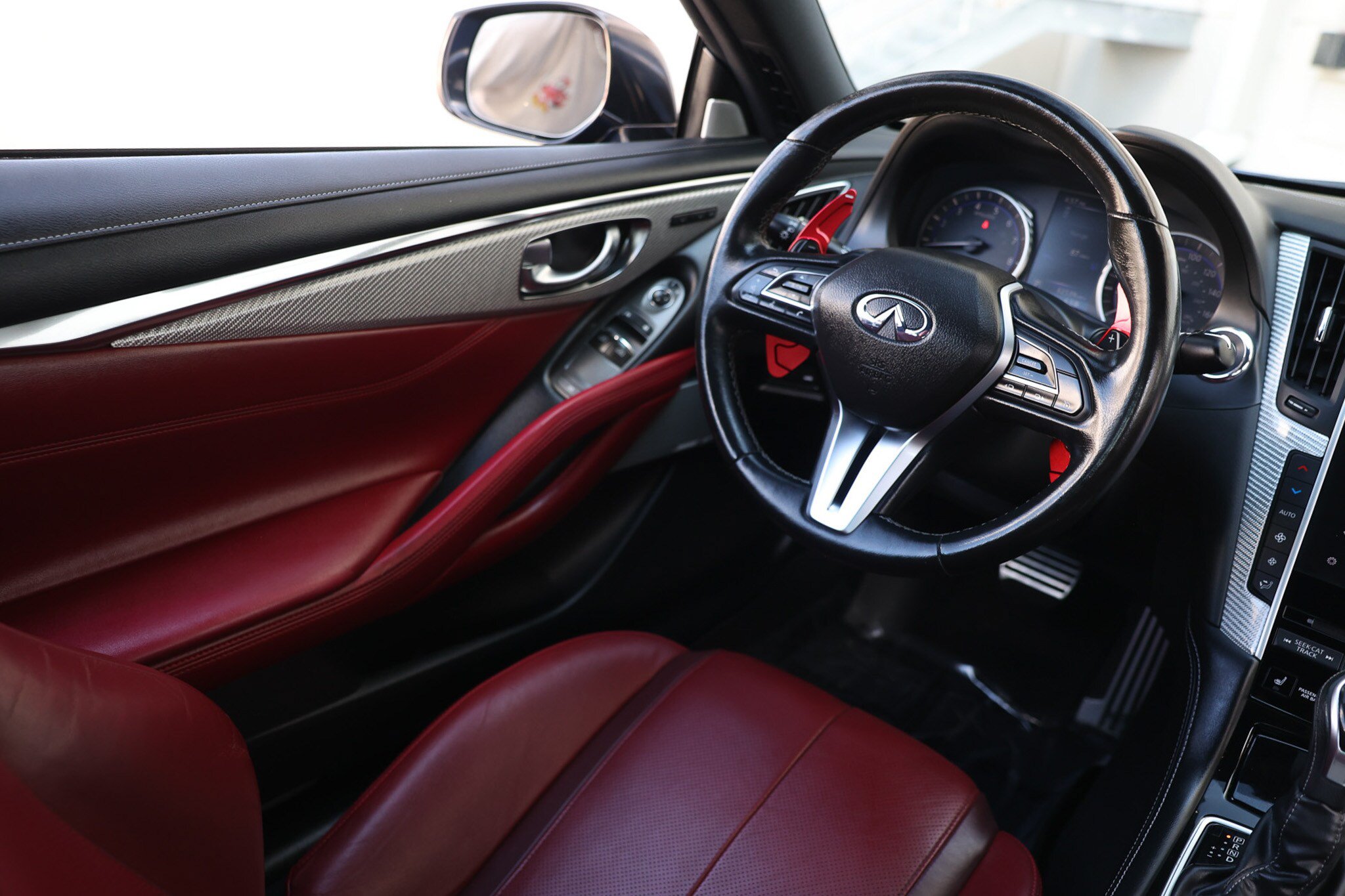 Used 2019 INFINITI Q60 Red Sport 400 RWD image 26