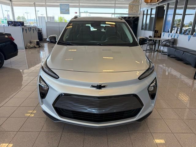 Used 2022 Chevrolet Bolt EUV LT w/ Convenience Package FWD image 7