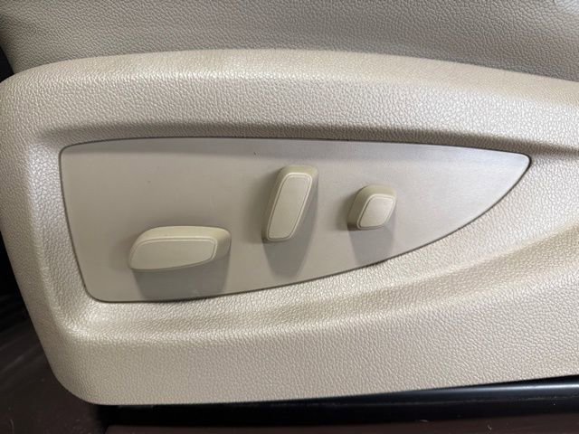 Used 2016 Chevrolet Silverado 2500 LTZ w/ Duramax Plus Package image 16