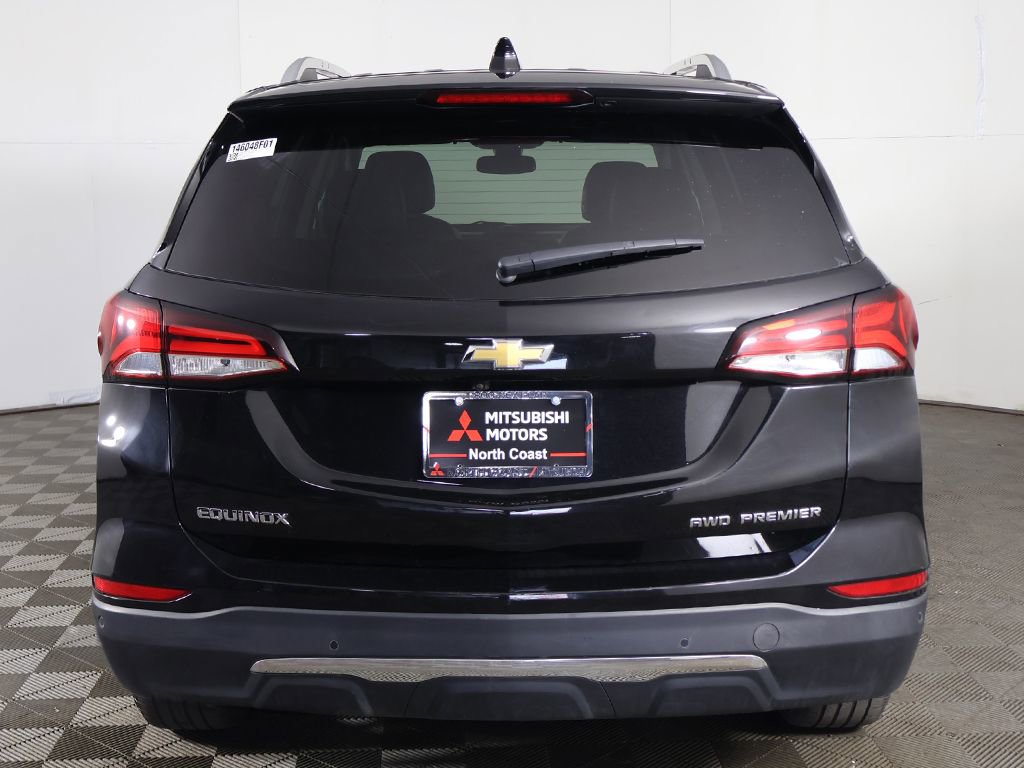 Used 2022 Chevrolet Equinox Premier AWD/4WD image 10