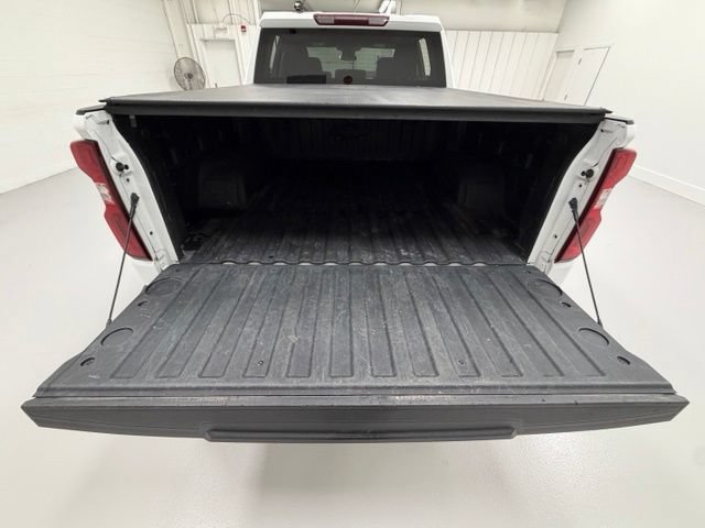 Certified 2022 Chevrolet Silverado 1500 RST AWD/4WD image 24