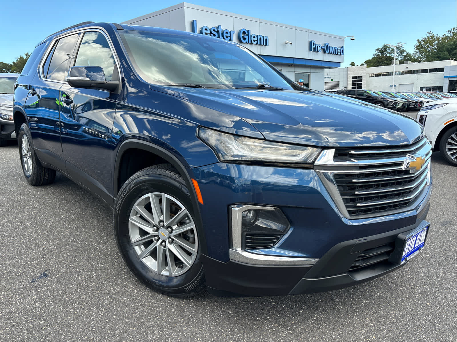 Certified 2023 Chevrolet Traverse LT FWD image 32