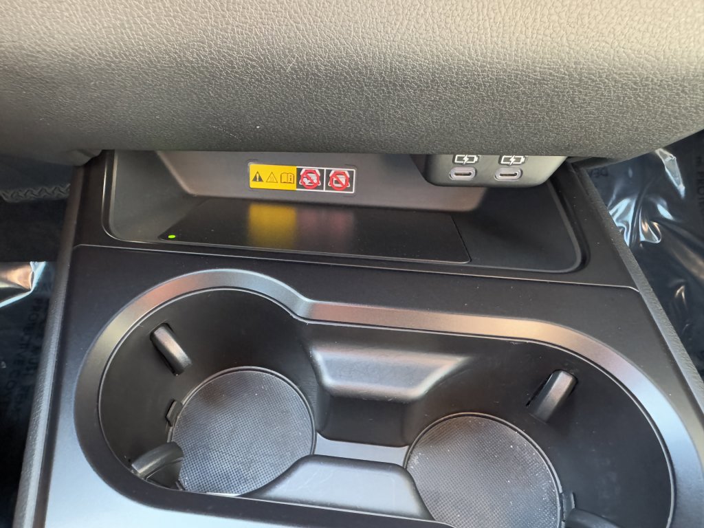 Used 2024 Lexus UX 250h F Sport image 25