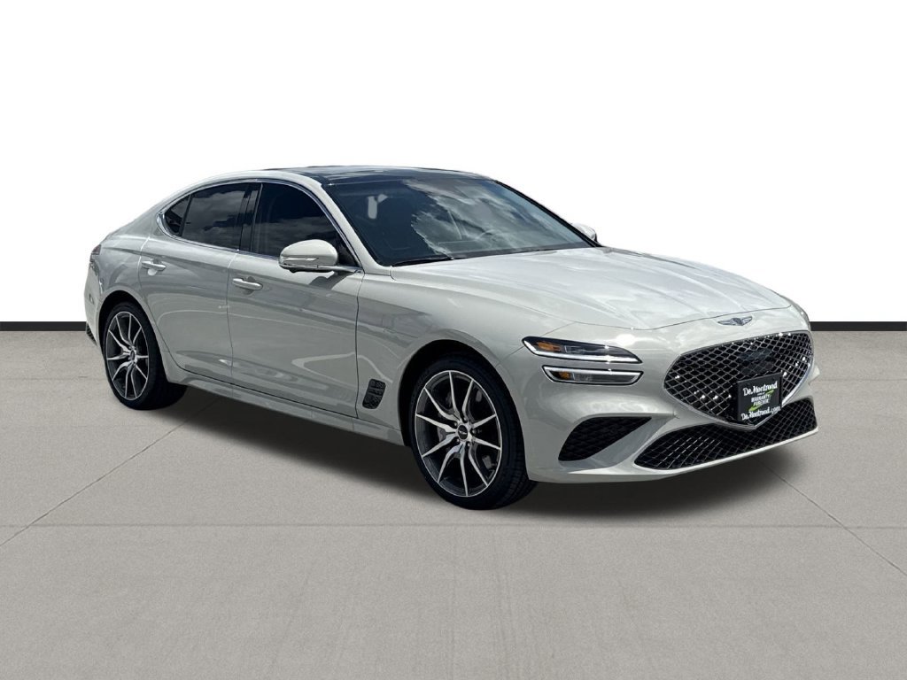 Used 2026 Genesis G70 2.5T Prestige RWD image 3