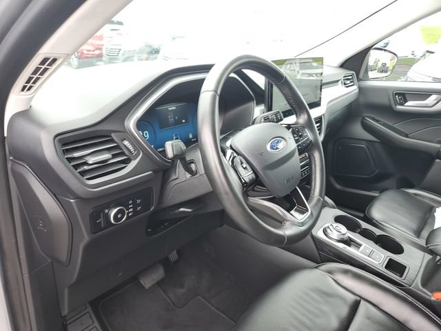 Used 2024 Ford Escape Platinum AWD/4WD image 20