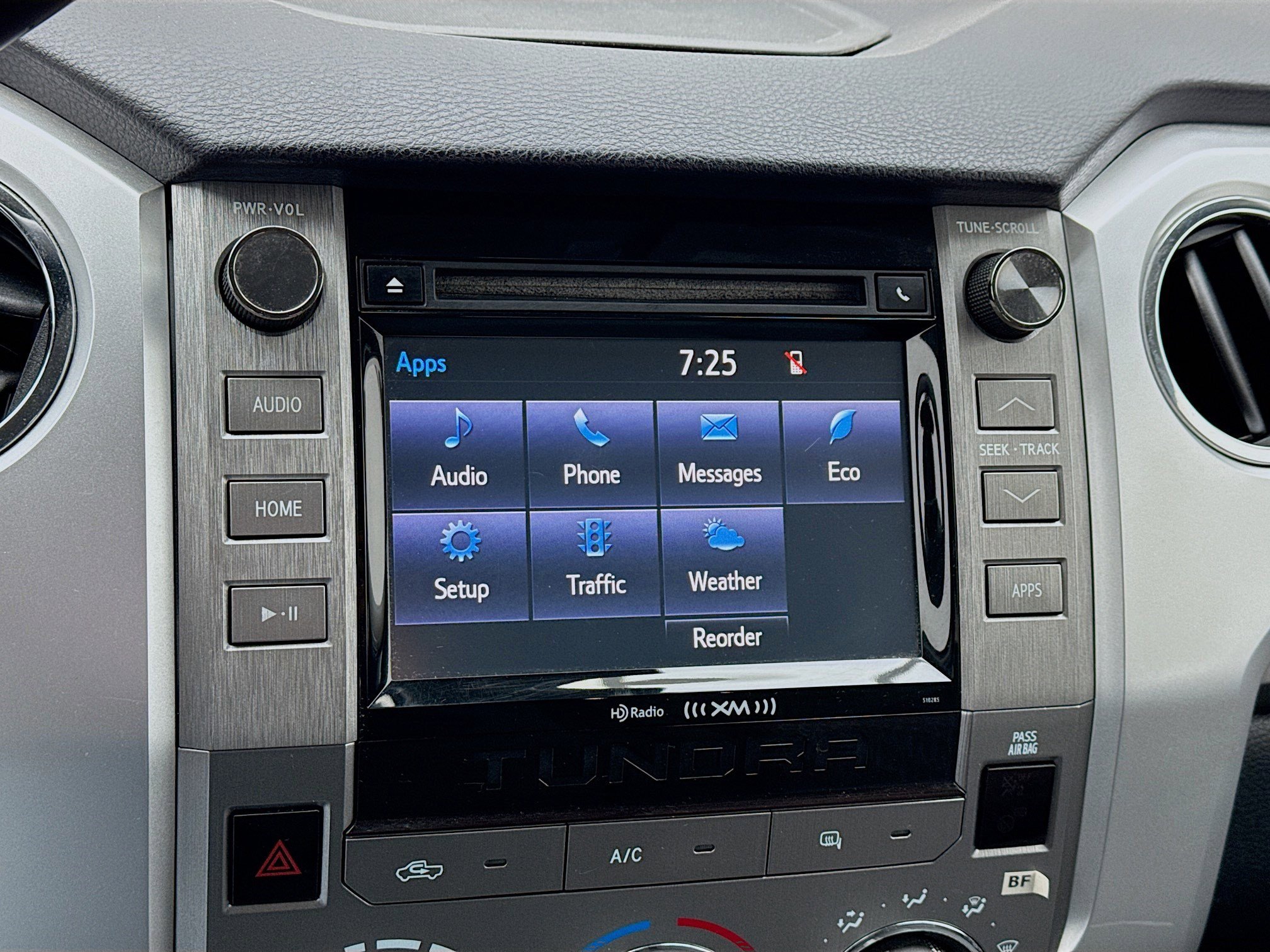 Used 2018 Toyota Tundra SR5 image 9