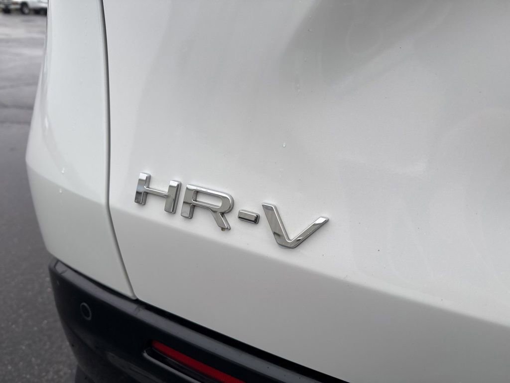 Used 2025 Honda HR-V EX-L image 11