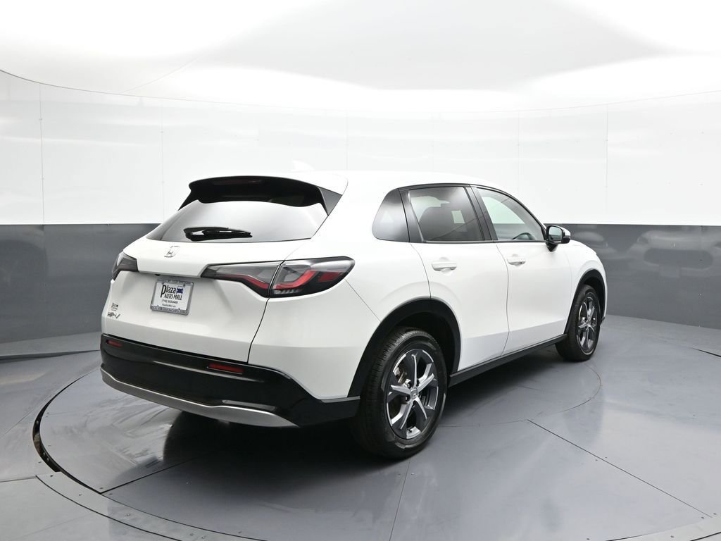 Used 2024 Honda HR-V EX-L image 6