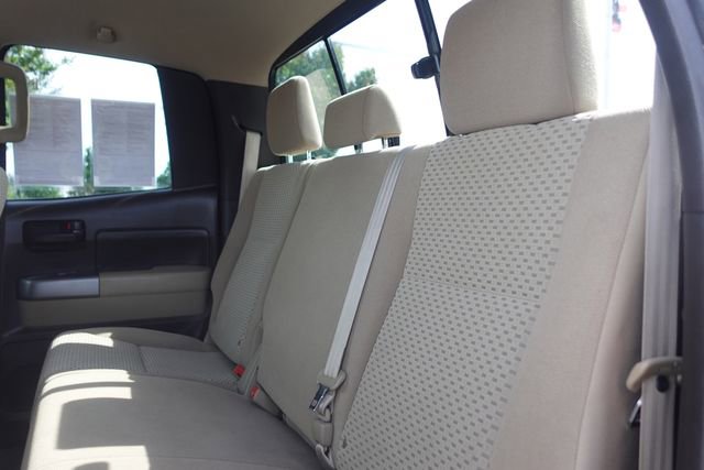 Used 2010 Toyota Tundra 4x4 Double Cab image 23