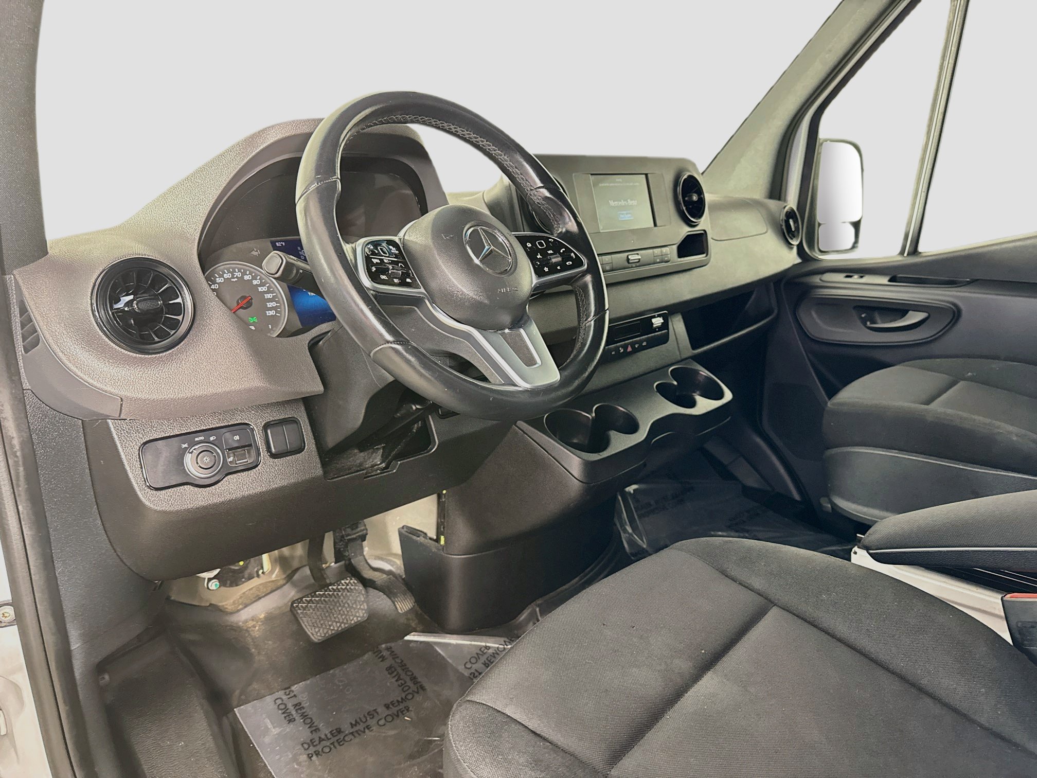 Used 2022 Mercedes-Benz Sprinter 1500 image 23