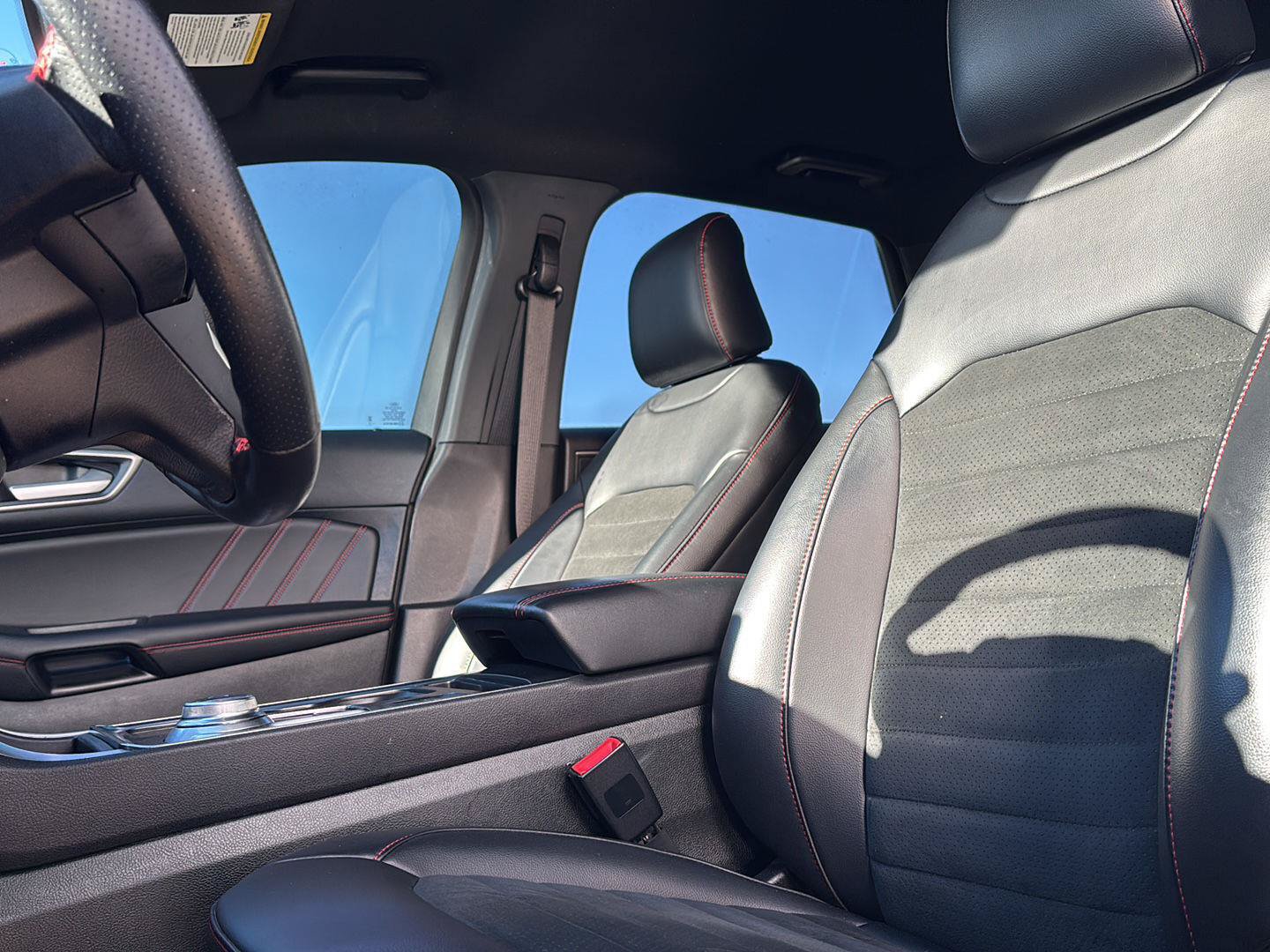 Certified 2023 Ford Edge ST-Line AWD/4WD image 10