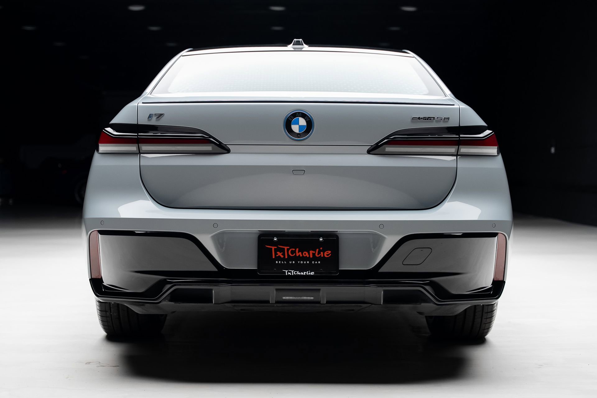 Used 2024 BMW i7 eDrive50 w/ M Sport Package image 26