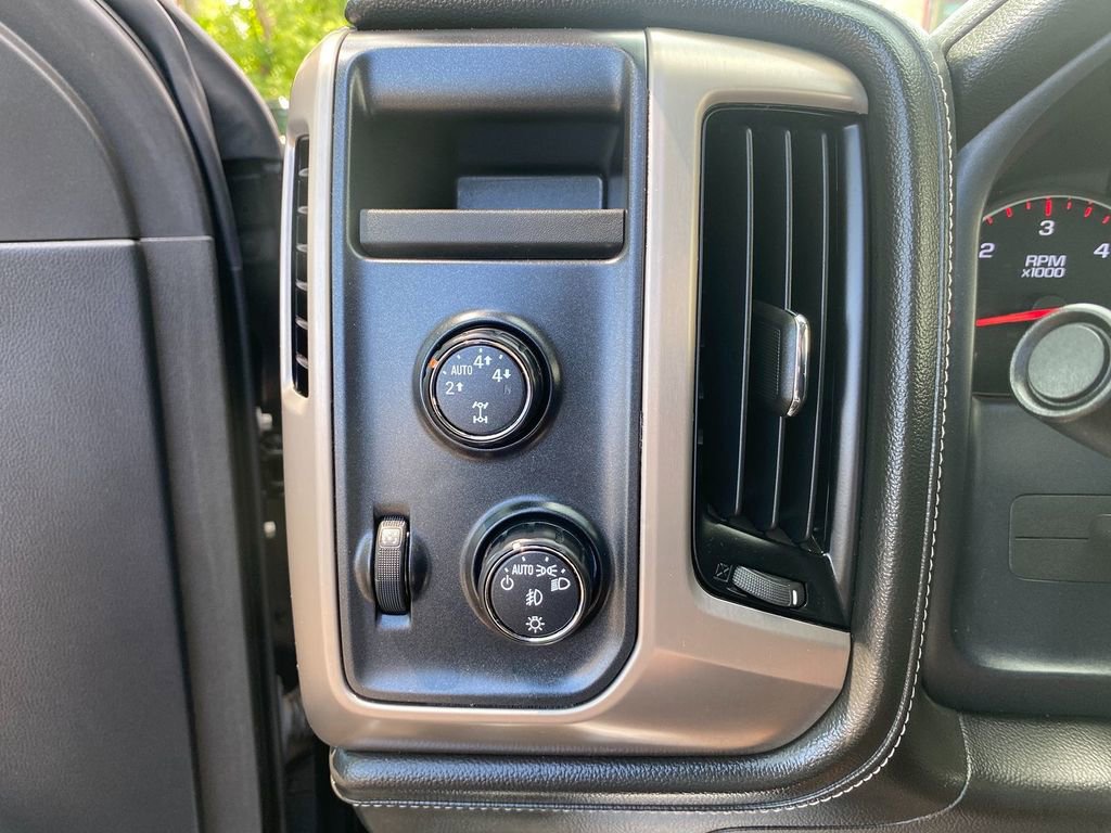 Used 2016 GMC Sierra 1500 Denali w/ Enhanced Driver Alert Package image 14