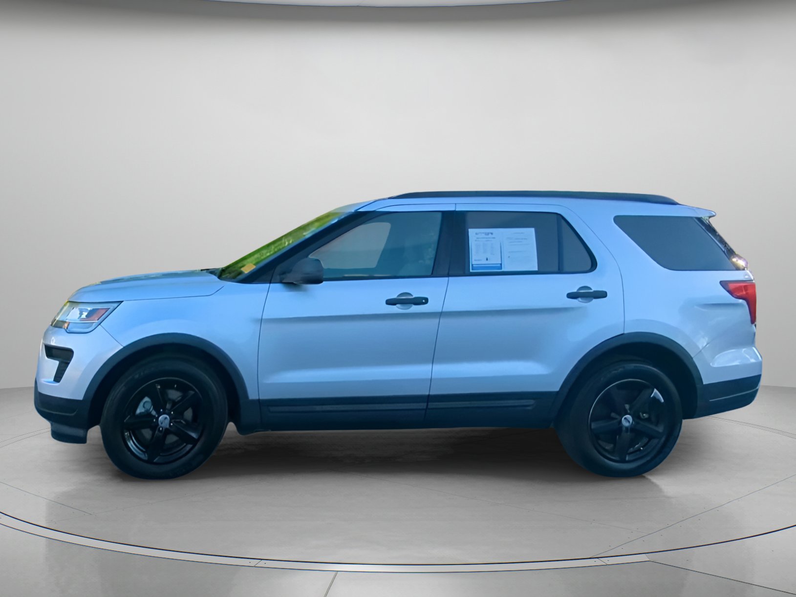 Used 2018 Ford Explorer FWD image 16
