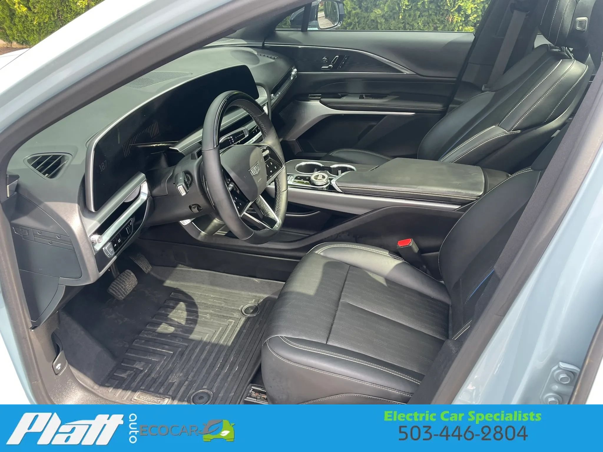 Used 2024 Cadillac Lyriq Sport AWD/4WD image 24