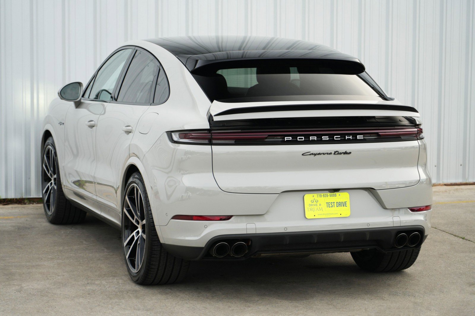 Used 2024 Porsche Cayenne Turbo AWD/4WD image 66