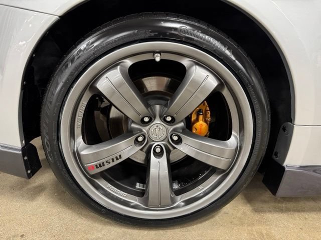 Used 2007 Nissan 350Z NISMO RWD image 32