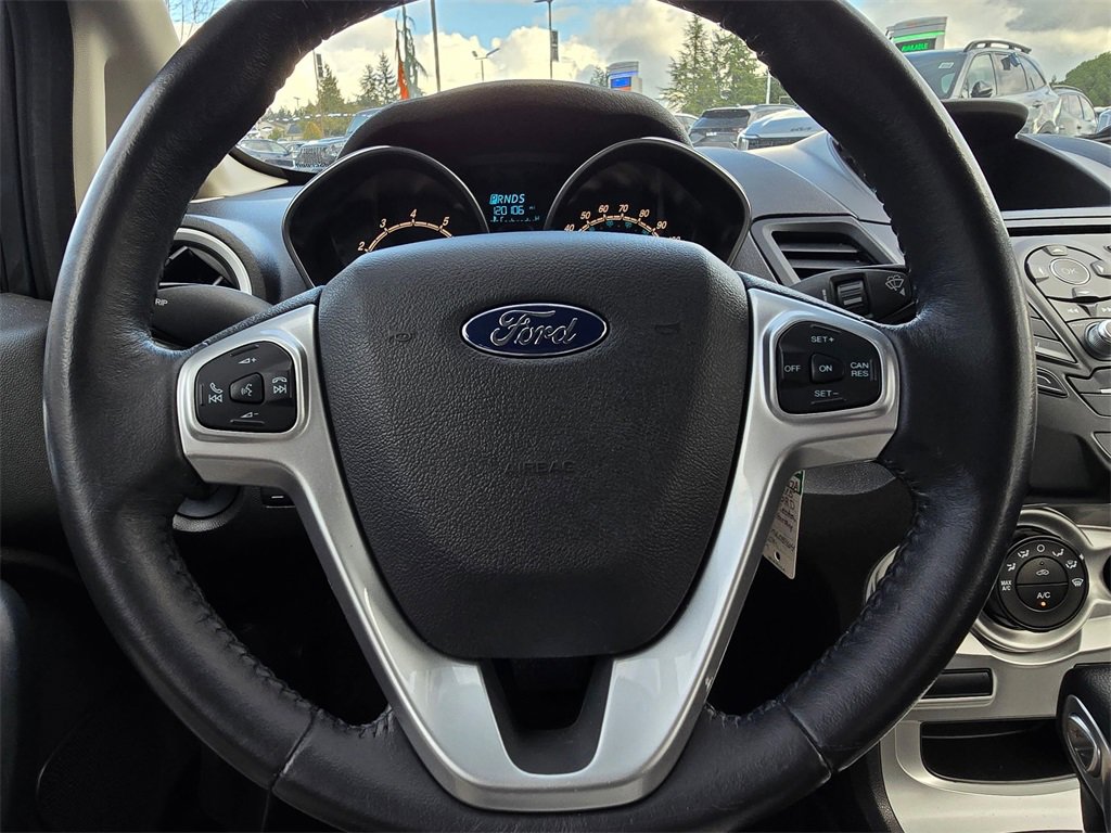 Used 2015 Ford Fiesta SE image 14