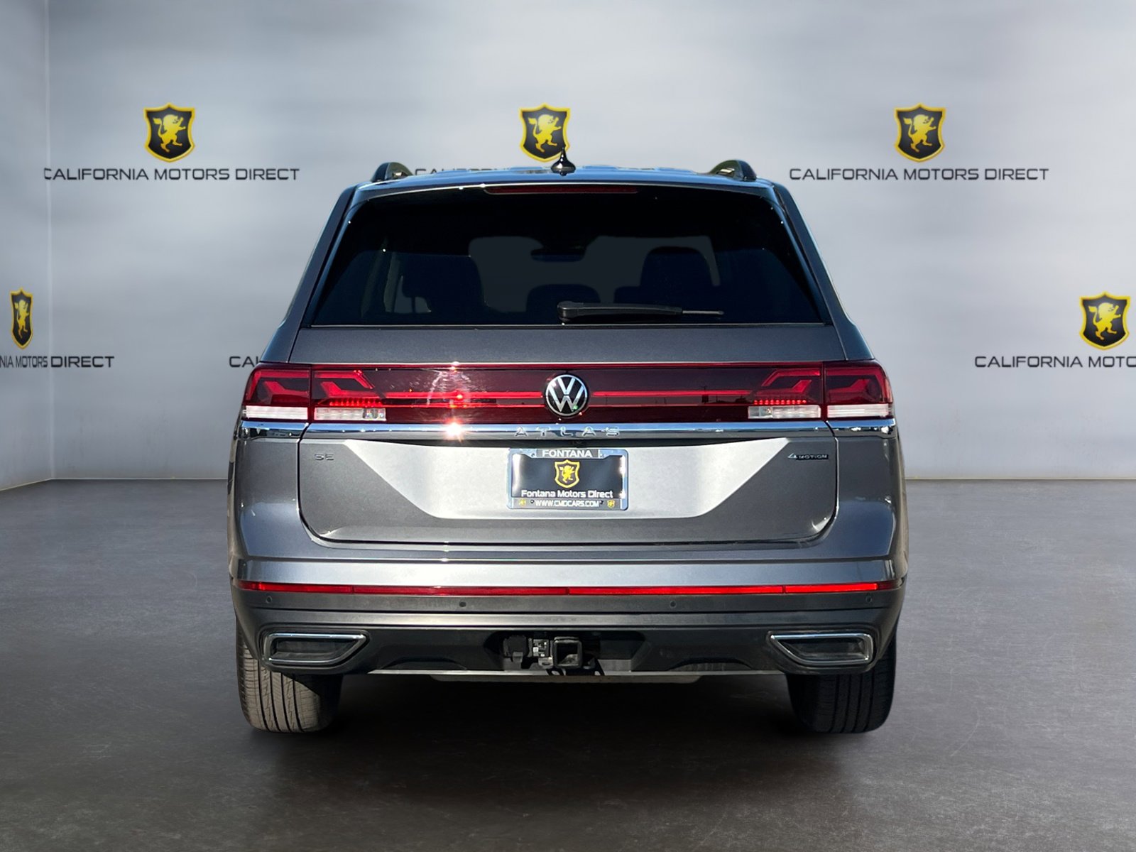 Used 2025 Volkswagen Atlas SE image 4