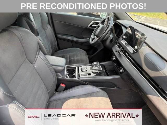 Used 2023 Mitsubishi Outlander SE Black Edition AWD/4WD image 12