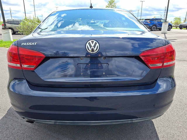 Used 2013 Volkswagen Passat 2.5 S FWD image 6