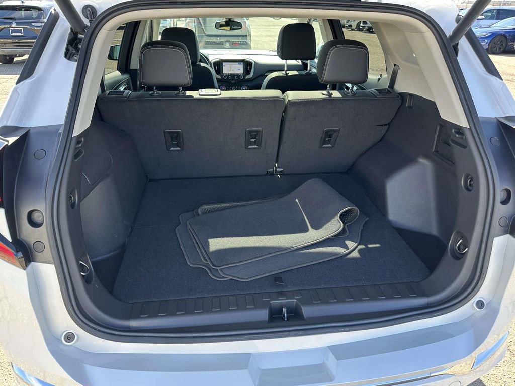 Certified 2024 GMC Terrain Denali w/ Denali Premium Package image 12