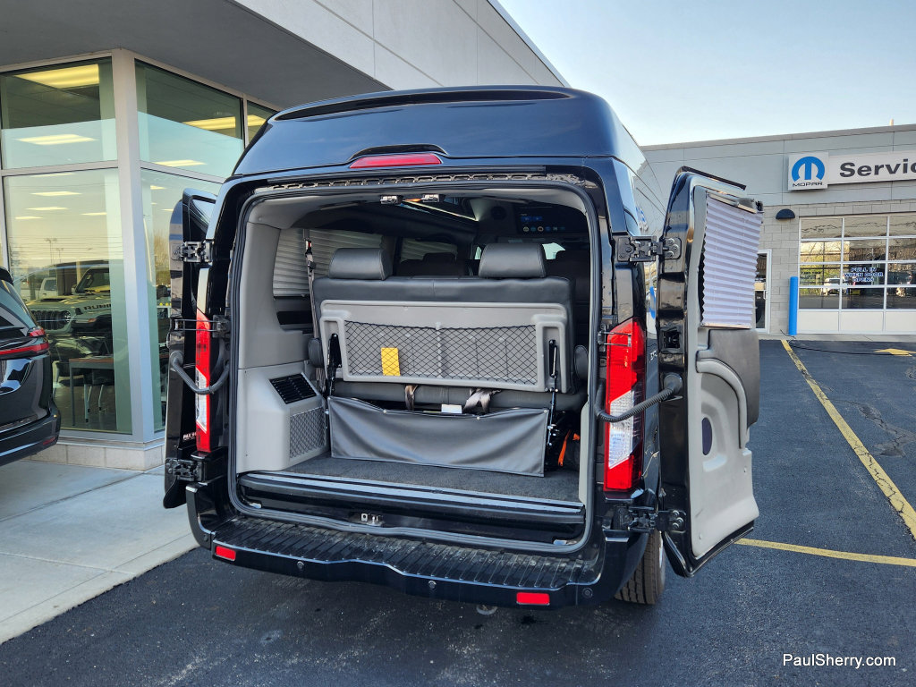 Used 2019 Ford Transit 150 148 Low Roof w/ Exterior Upgrade Package image 18