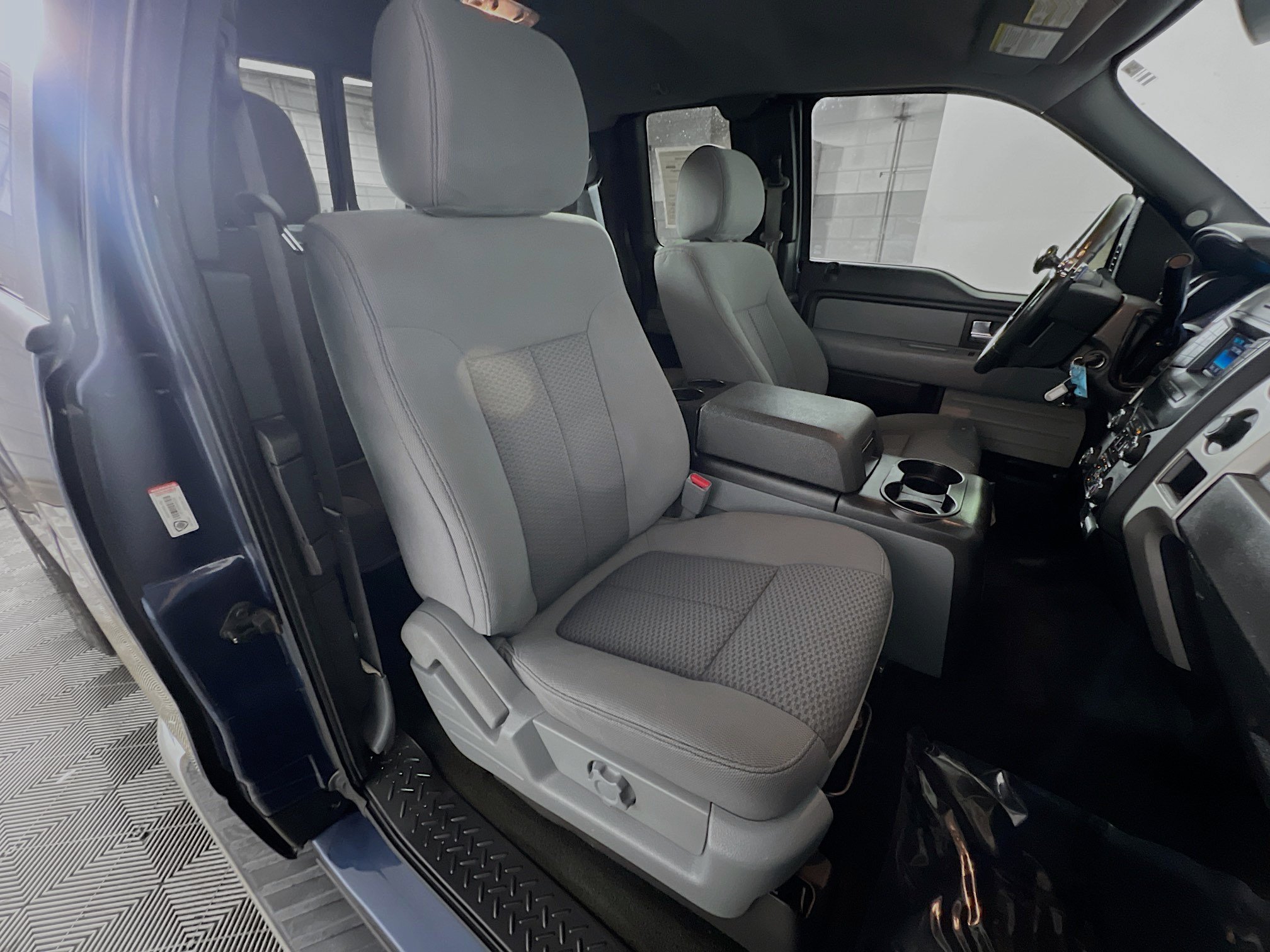 Used 2014 Ford F150 XLT w/ Equipment Group 302A Luxury AWD/4WD image 30