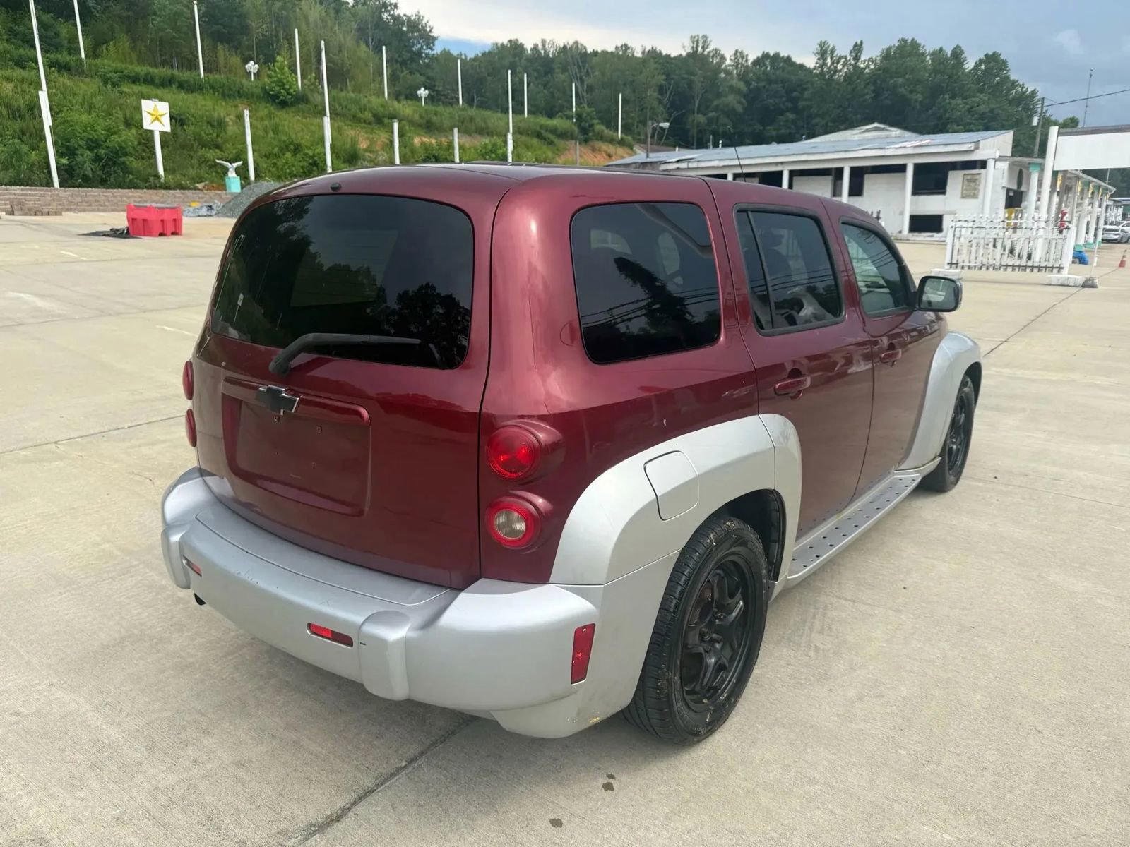 Used 2008 Chevrolet HHR LT image 7