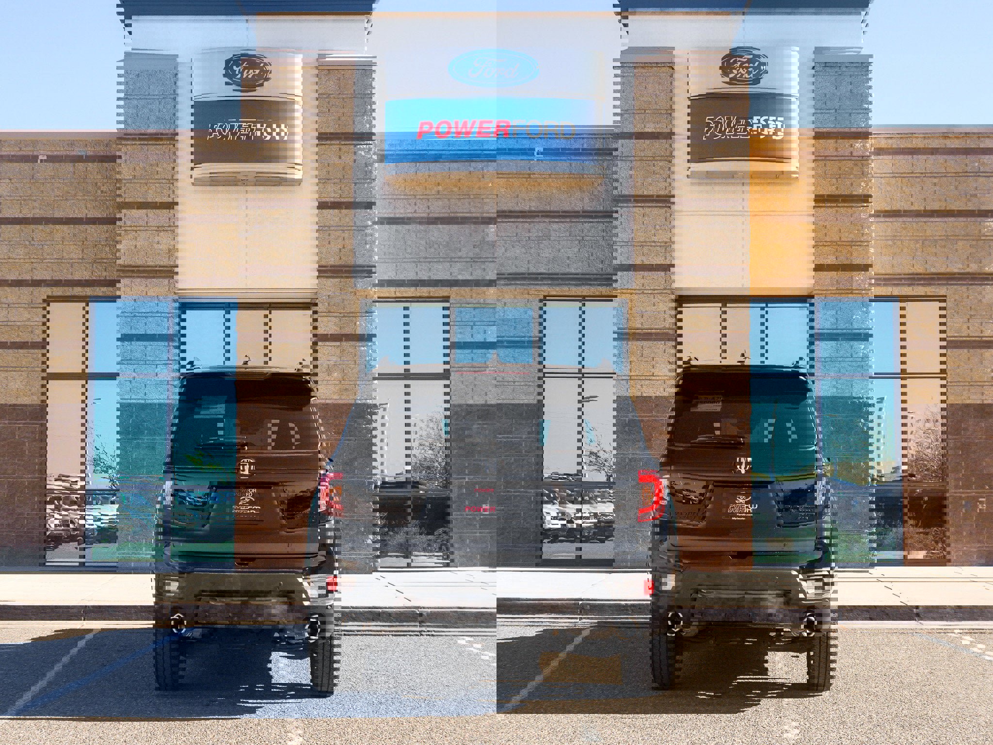 Used 2024 Honda Passport Black Edition image 7