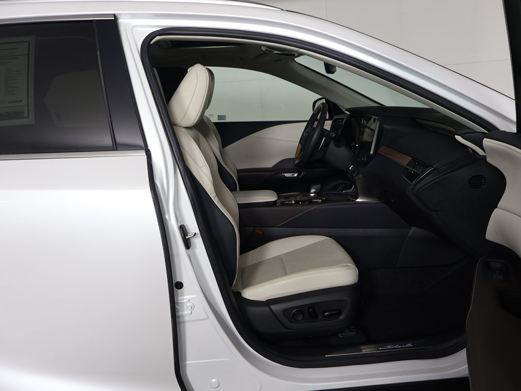 Used 2024 Lexus RX 350h w/ Accessory Package (K3) AWD/4WD image 32