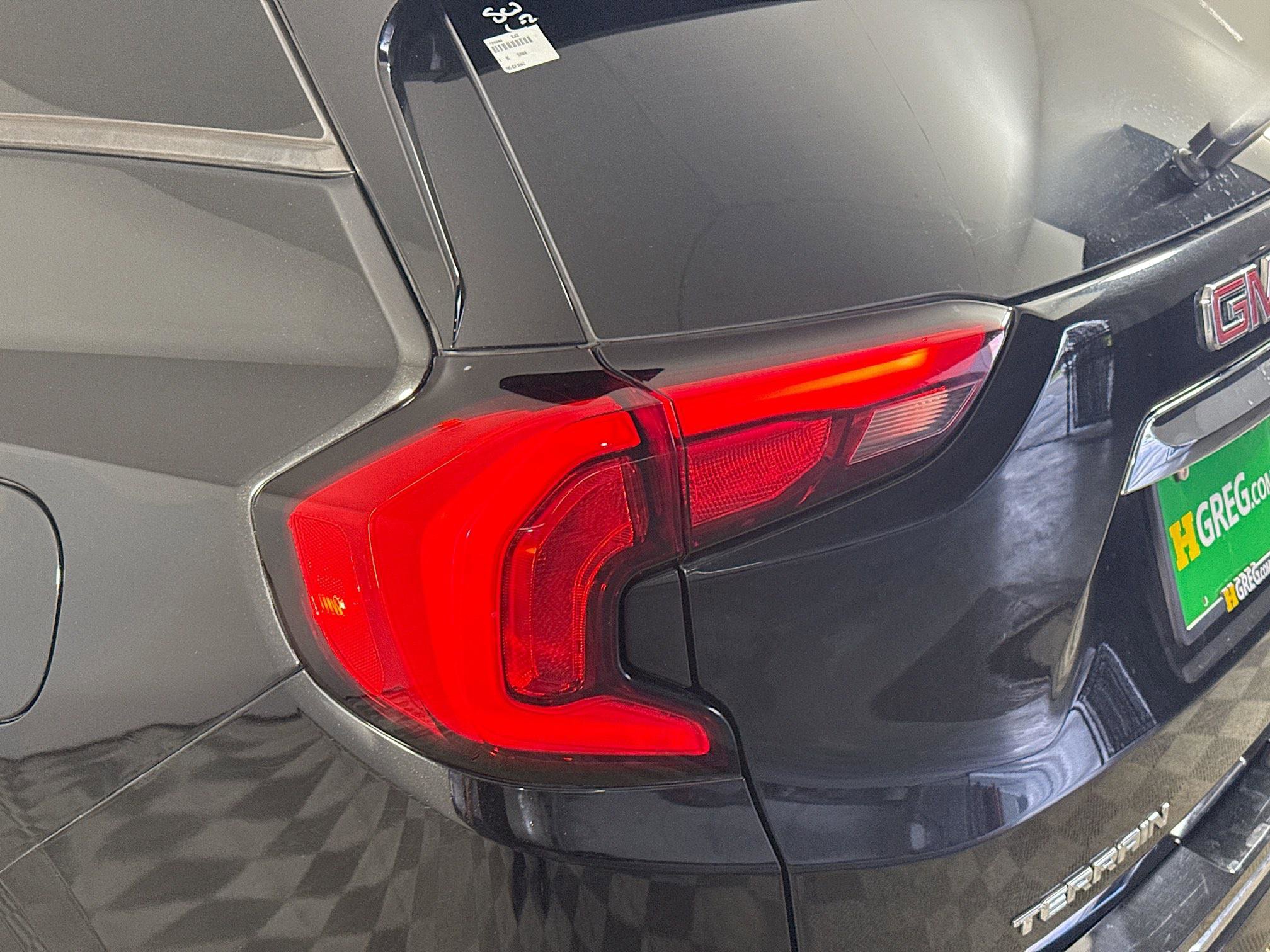 Used 2019 GMC Terrain Denali w/ Advanced Safety Package image 36