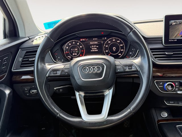 Used 2020 Audi Q5 2.0T Premium Plus w/ Premium Plus Package AWD/4WD image 12
