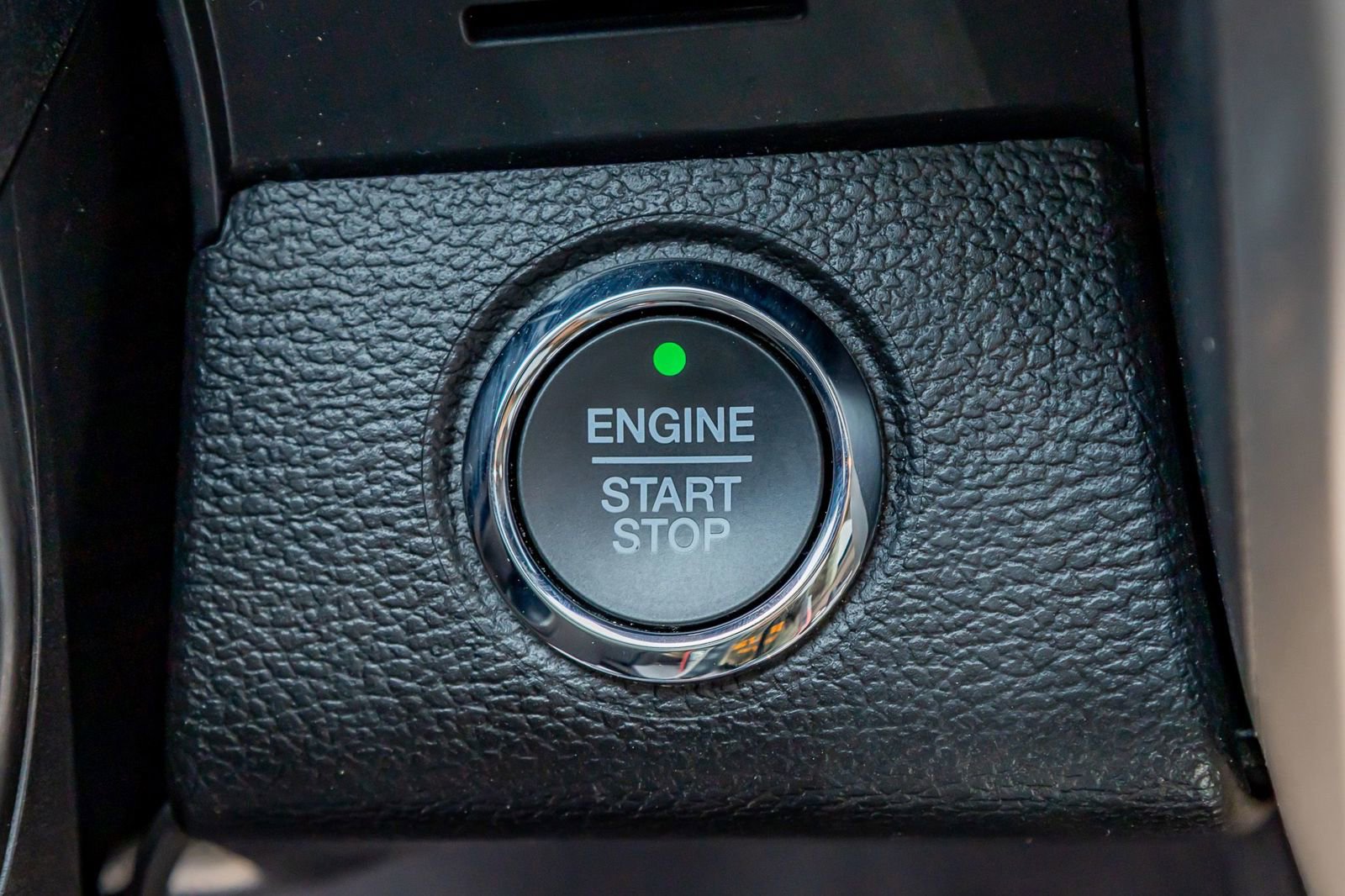 Used 2021 Ford F250 Lariat w/ Lariat Ultimate Package AWD/4WD image 22