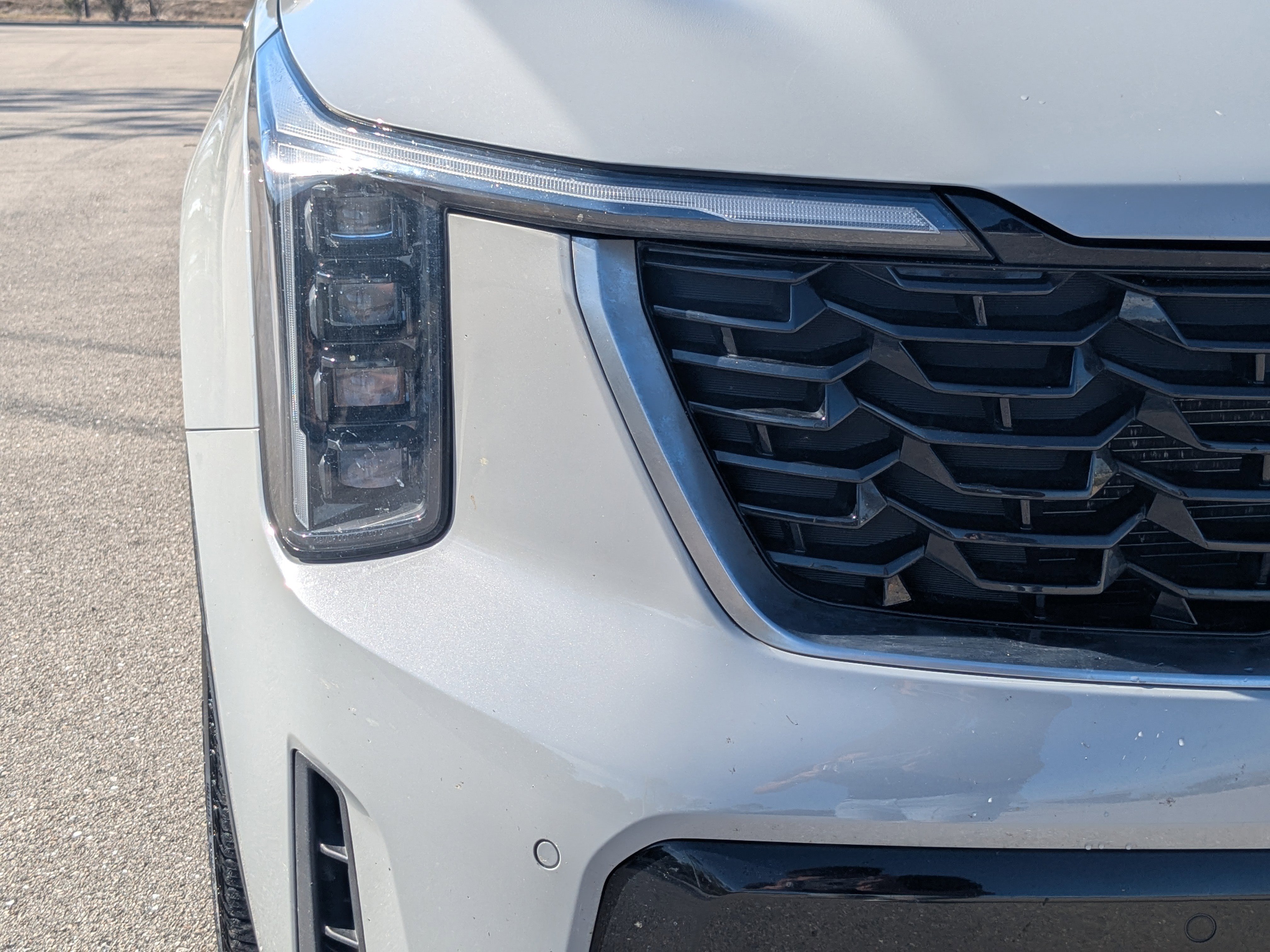 Used 2025 Kia Sorento SX image 10