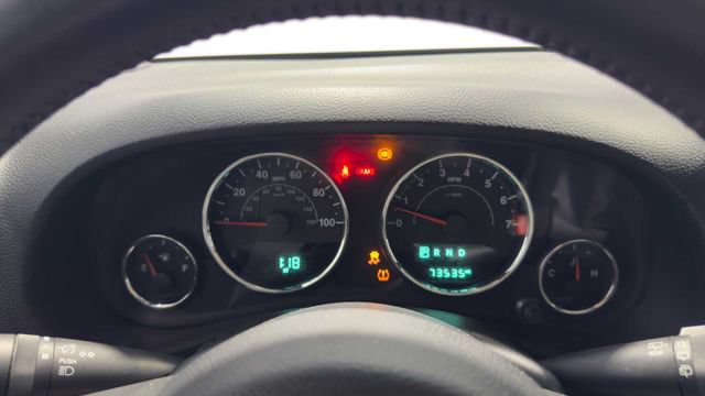 Used 2018 Jeep Wrangler Sport AWD/4WD image 24
