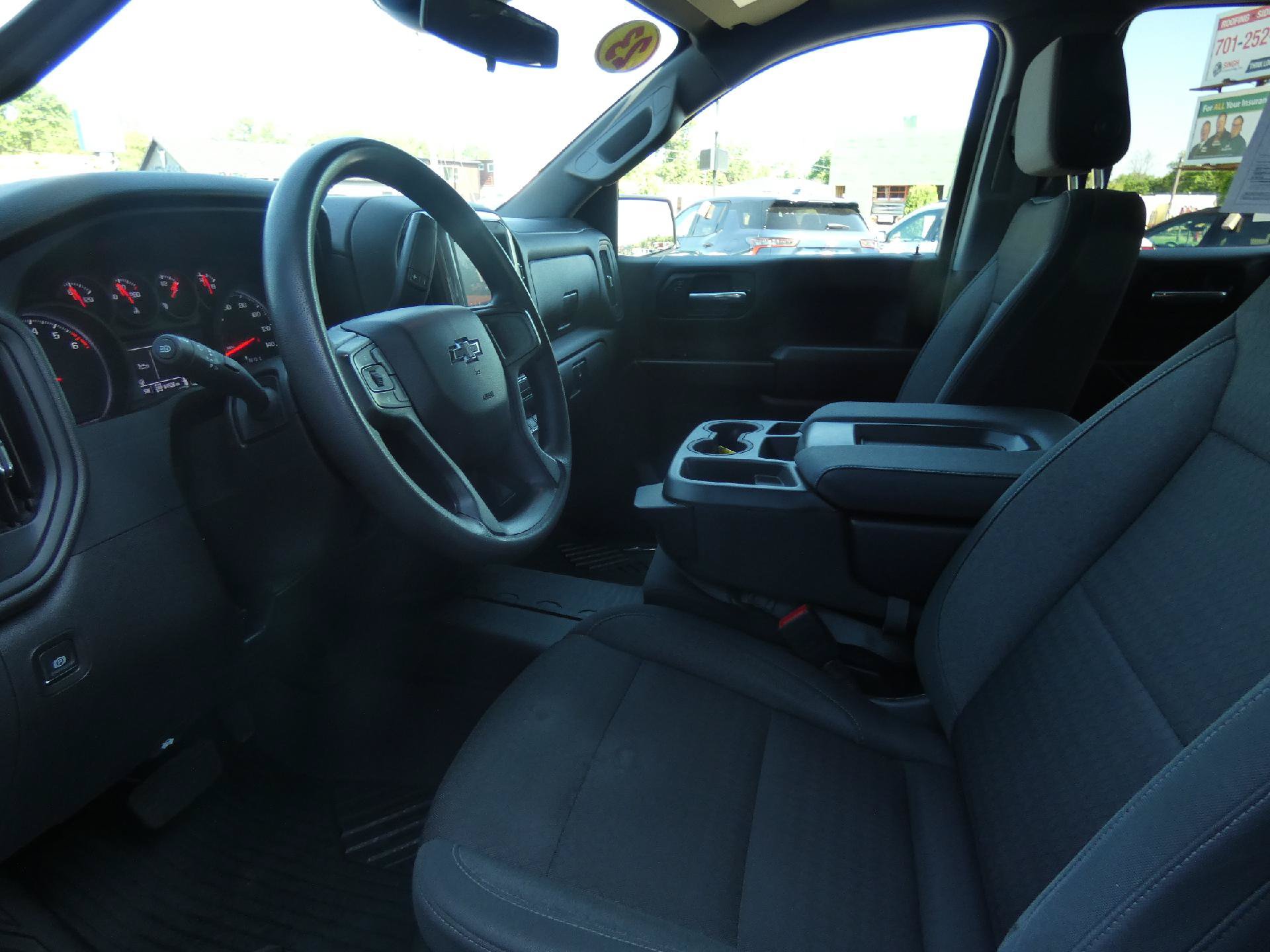 Used 2023 Chevrolet Silverado 1500 Custom Trail Boss AWD/4WD image 12