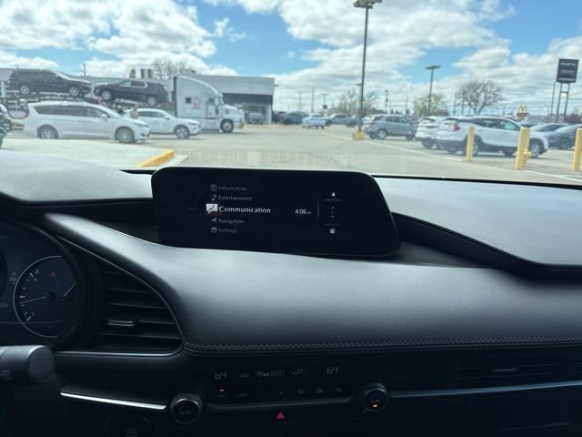 Used 2024 MAZDA MAZDA3 s FWD image 21