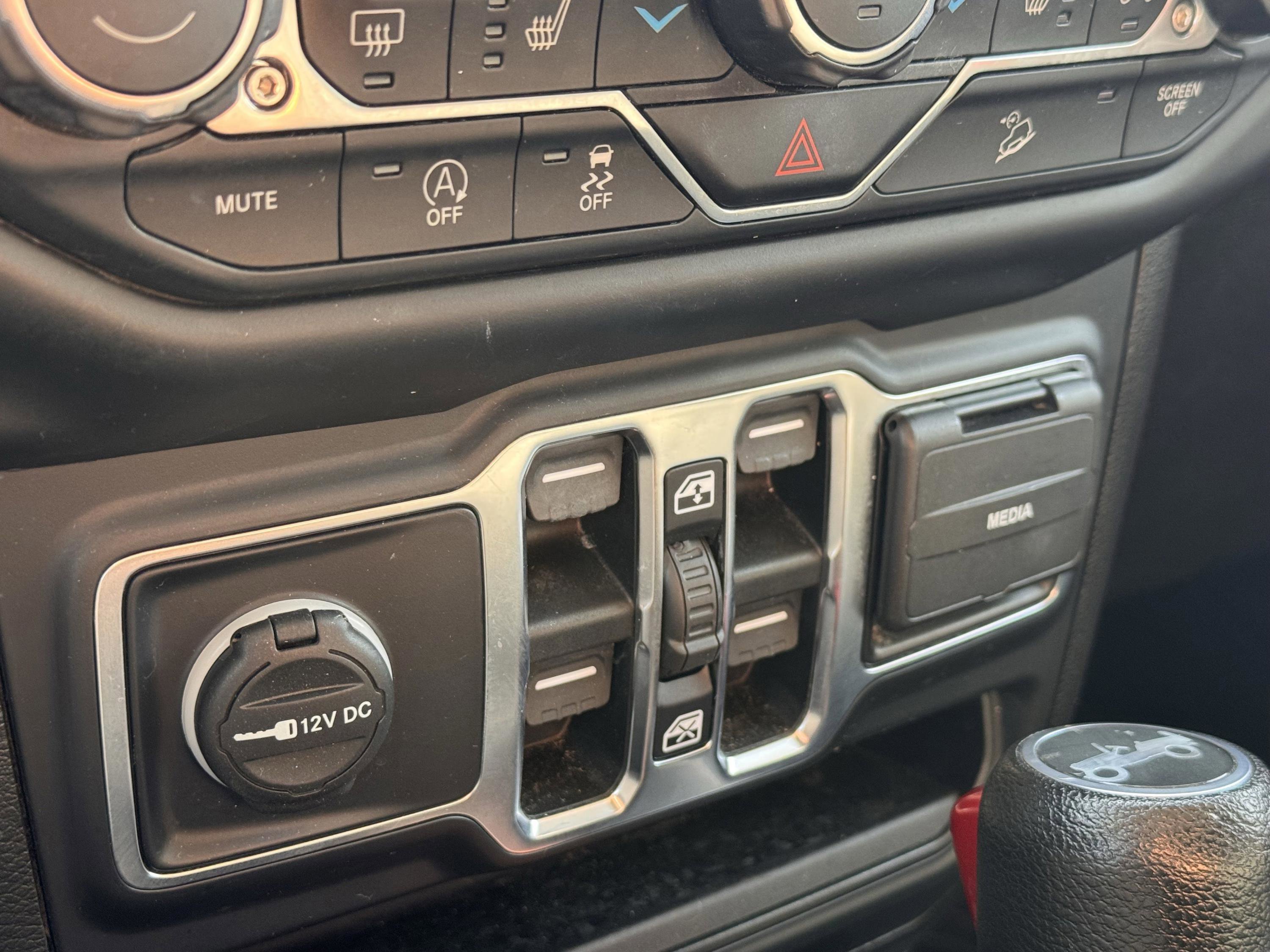 Used 2019 Jeep Wrangler Unlimited Sport S image 20
