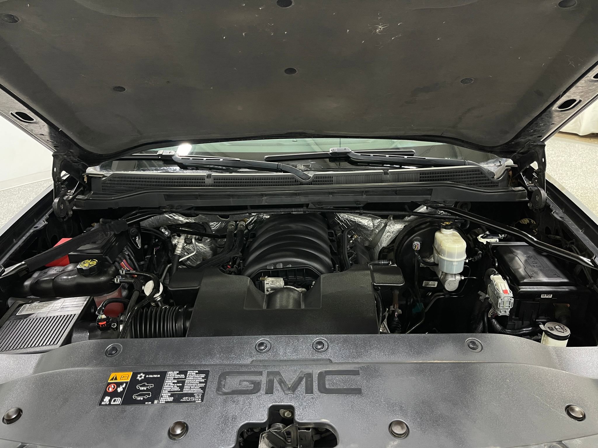 Used 2014 GMC Sierra 1500 Denali w/ Driver Alert Package image 26