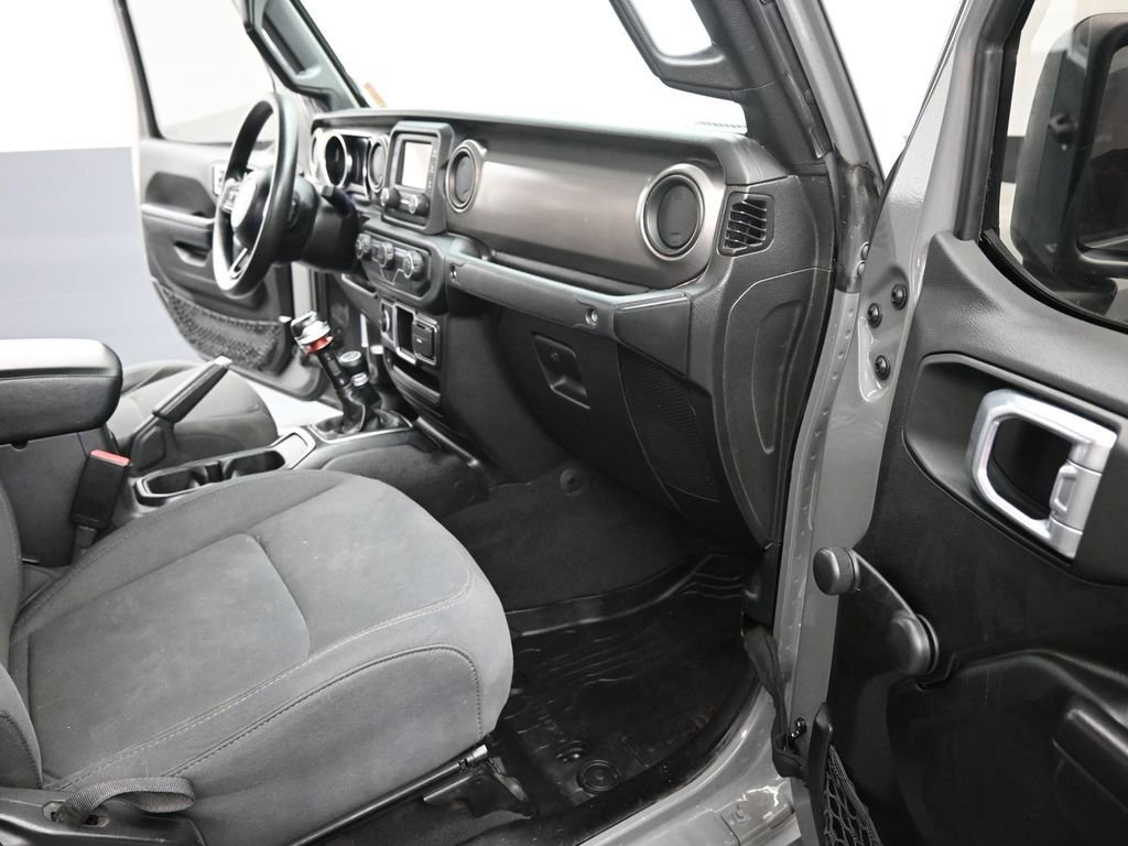 Used 2021 Jeep Gladiator Sport AWD/4WD image 21