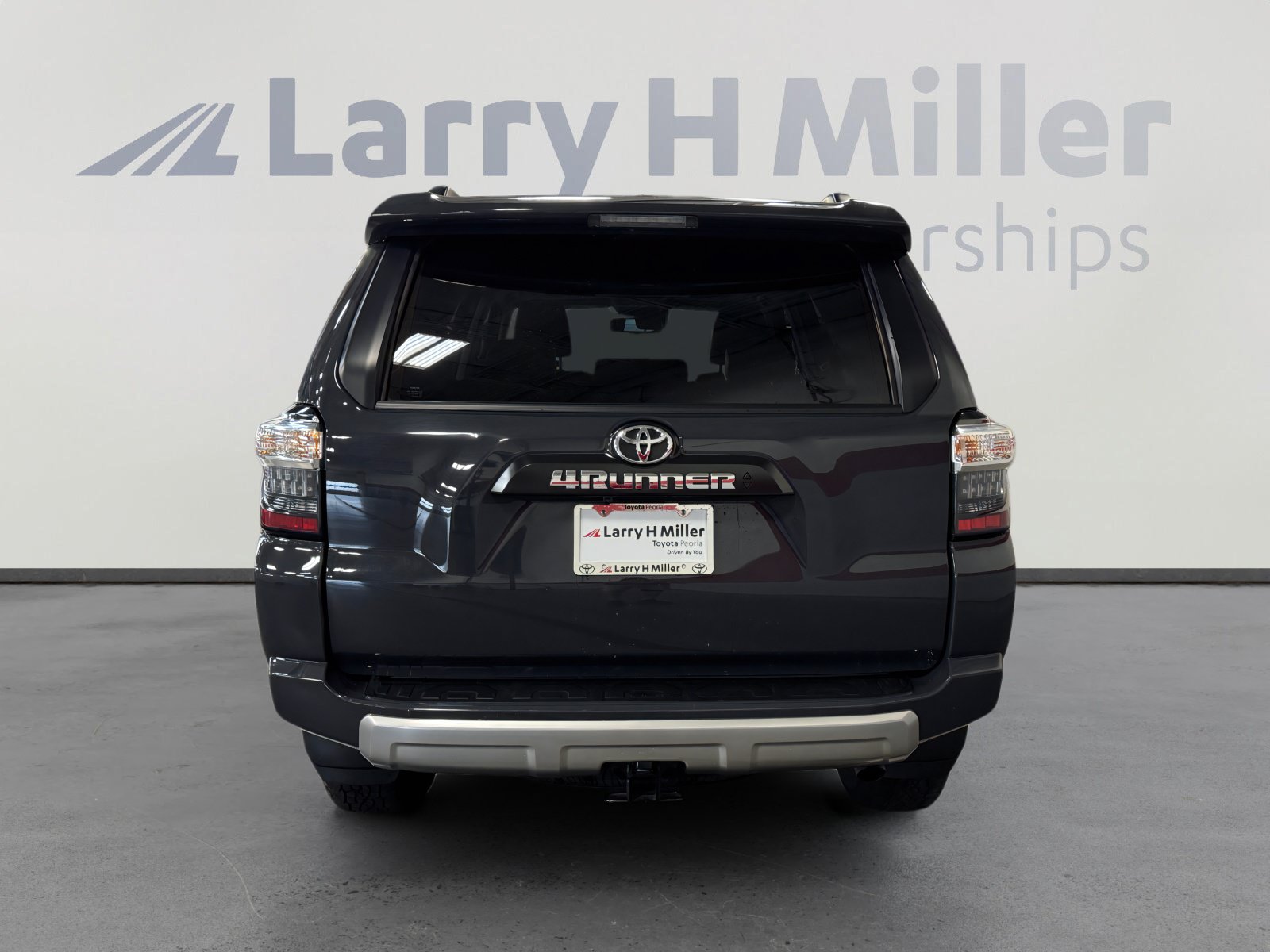 Certified 2024 Toyota 4Runner TRD Off-Road Premium w/ Moonroof Package AWD/4WD image 4