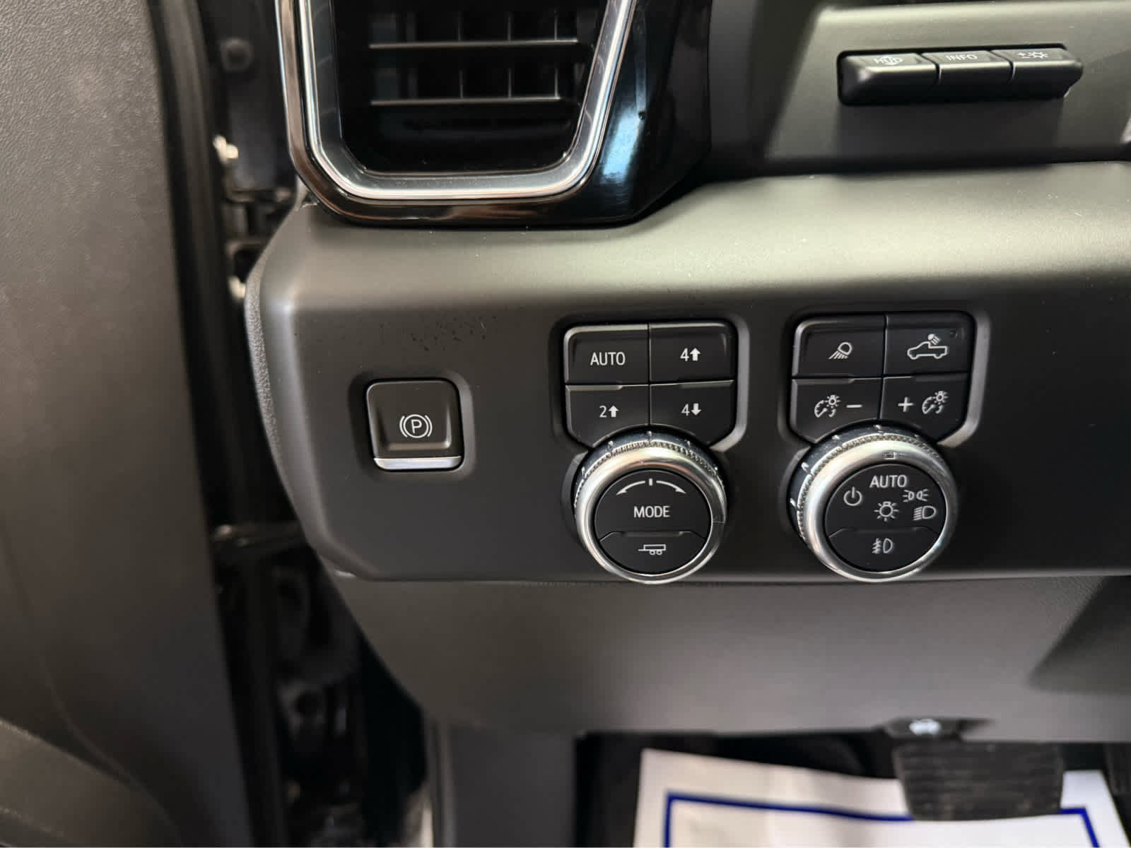 Used 2023 GMC Sierra 1500 Denali image 12