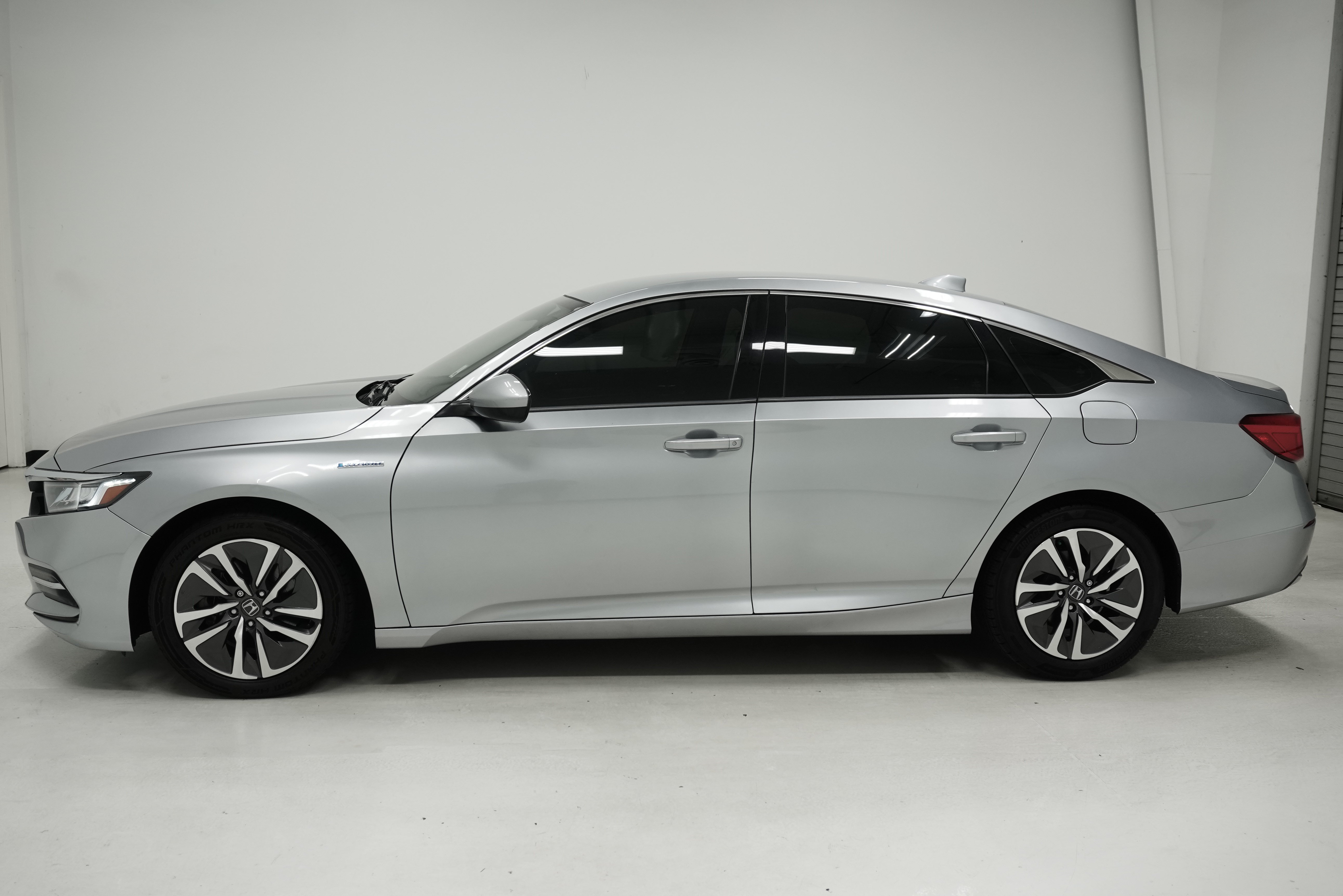 Used 2019 Honda Accord Hybrid image 7